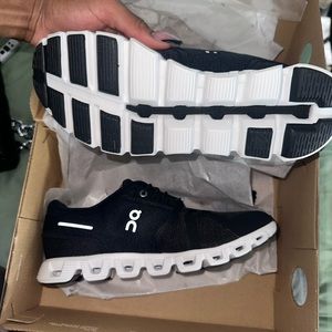 black and white cloud 5 sneakers